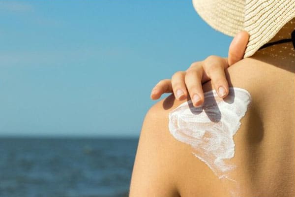 7 ошибок нанесения солнцезащитного крема